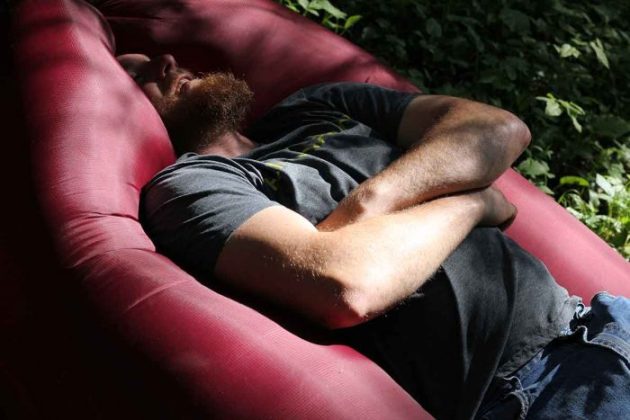 sunk-into-pouch-700x467